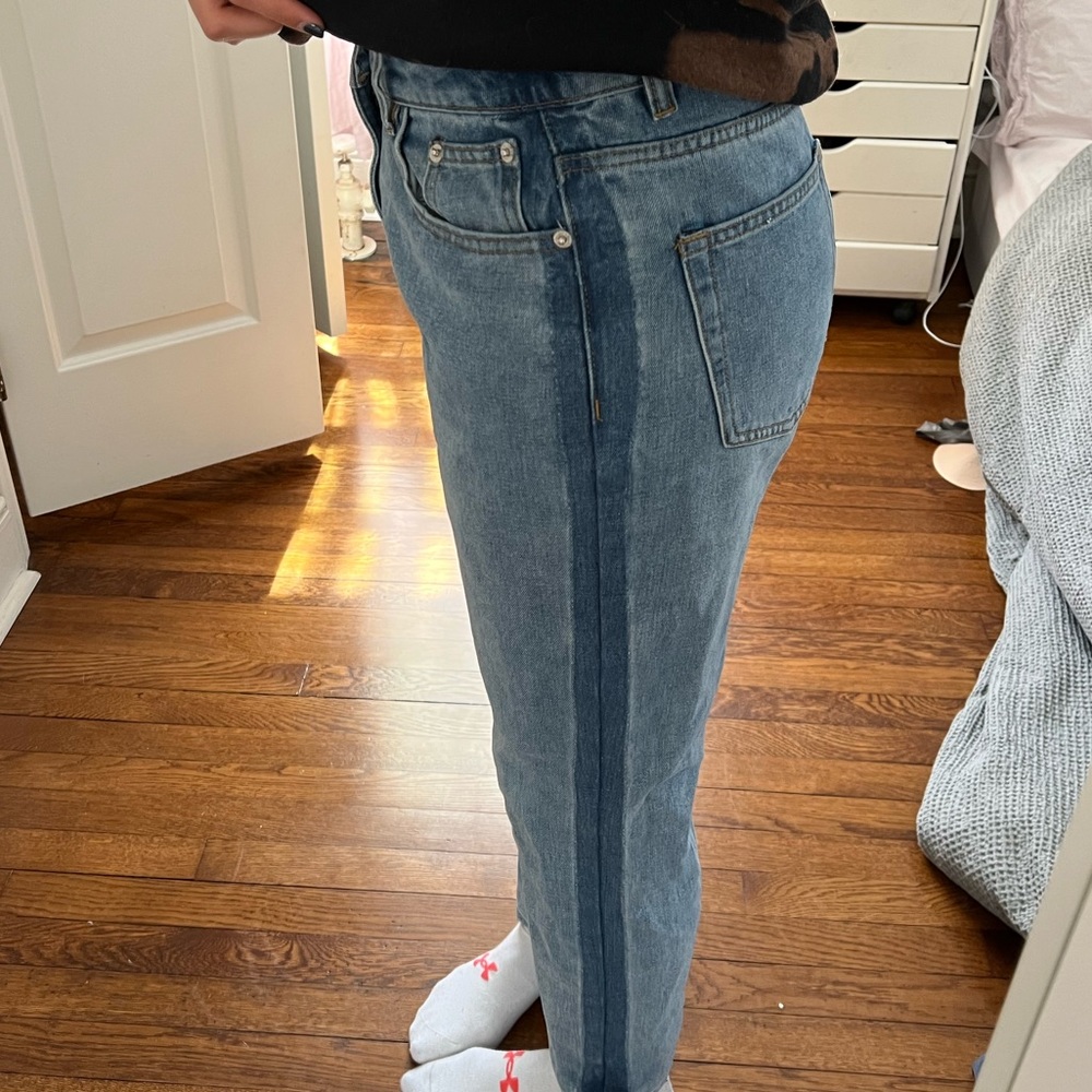 Jeans with side panel